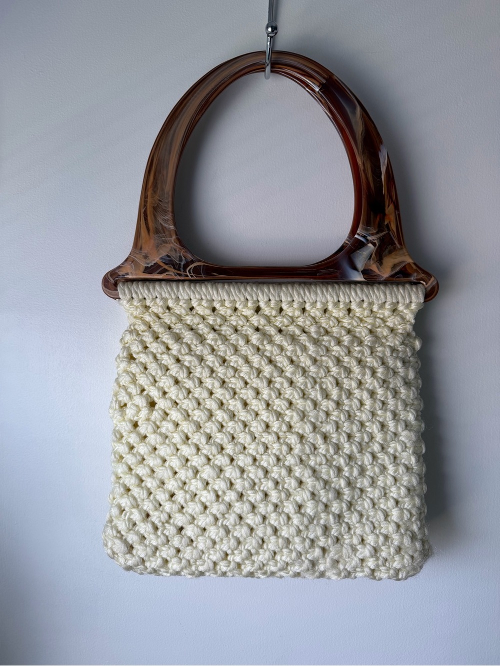 Vintage Accento Craft Cream Macrame Bag with Brown Tortoiseshell Resin Handles